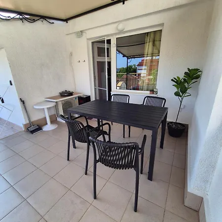 за гости роси Appartamento